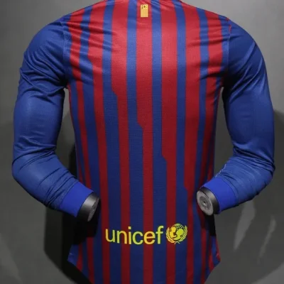 Alternative view of Barcelona Retro Jersey Home Long Sleeve Soccer Shirt 2011-12
