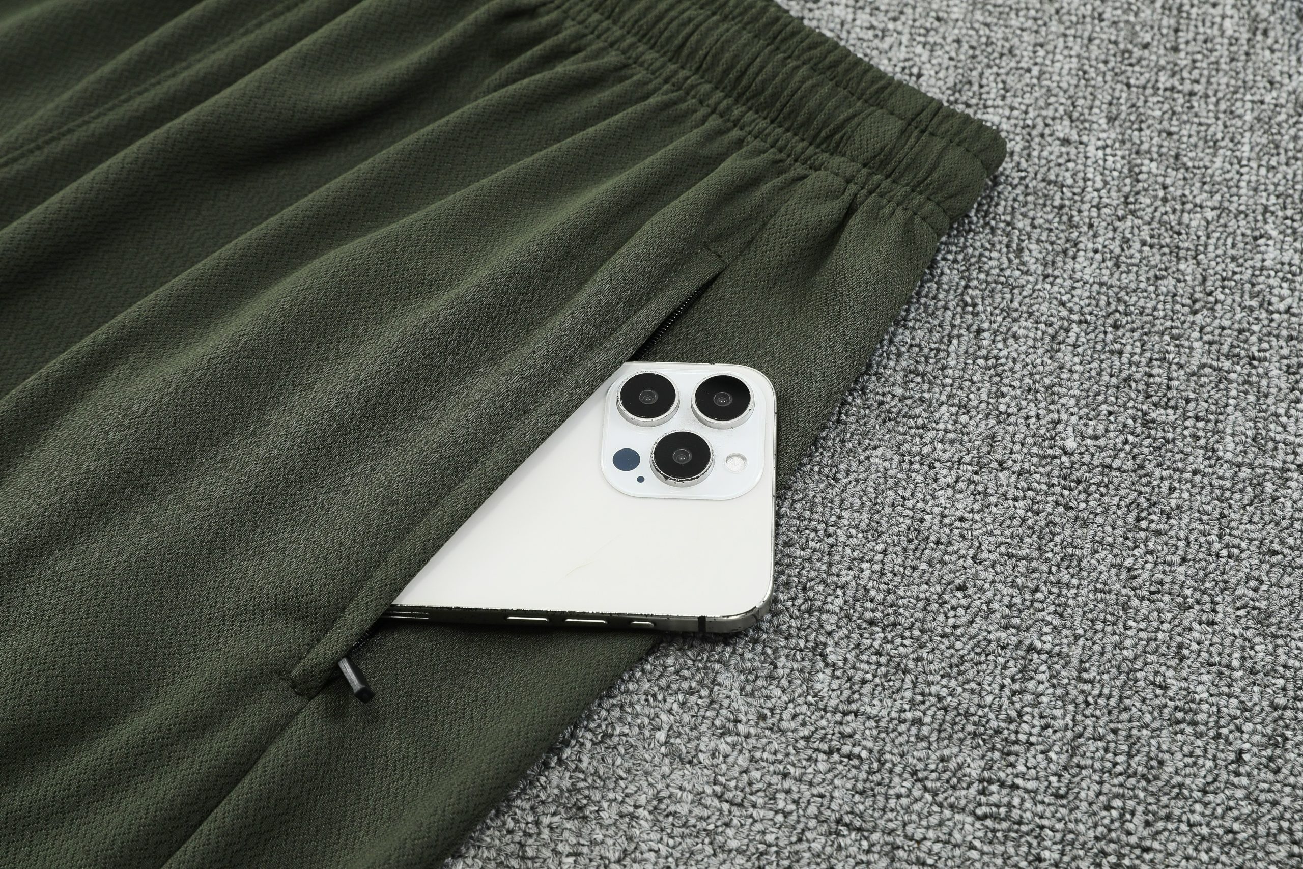 Chelsea Sleeveless Training Kit Green 2025/26 - Image 3