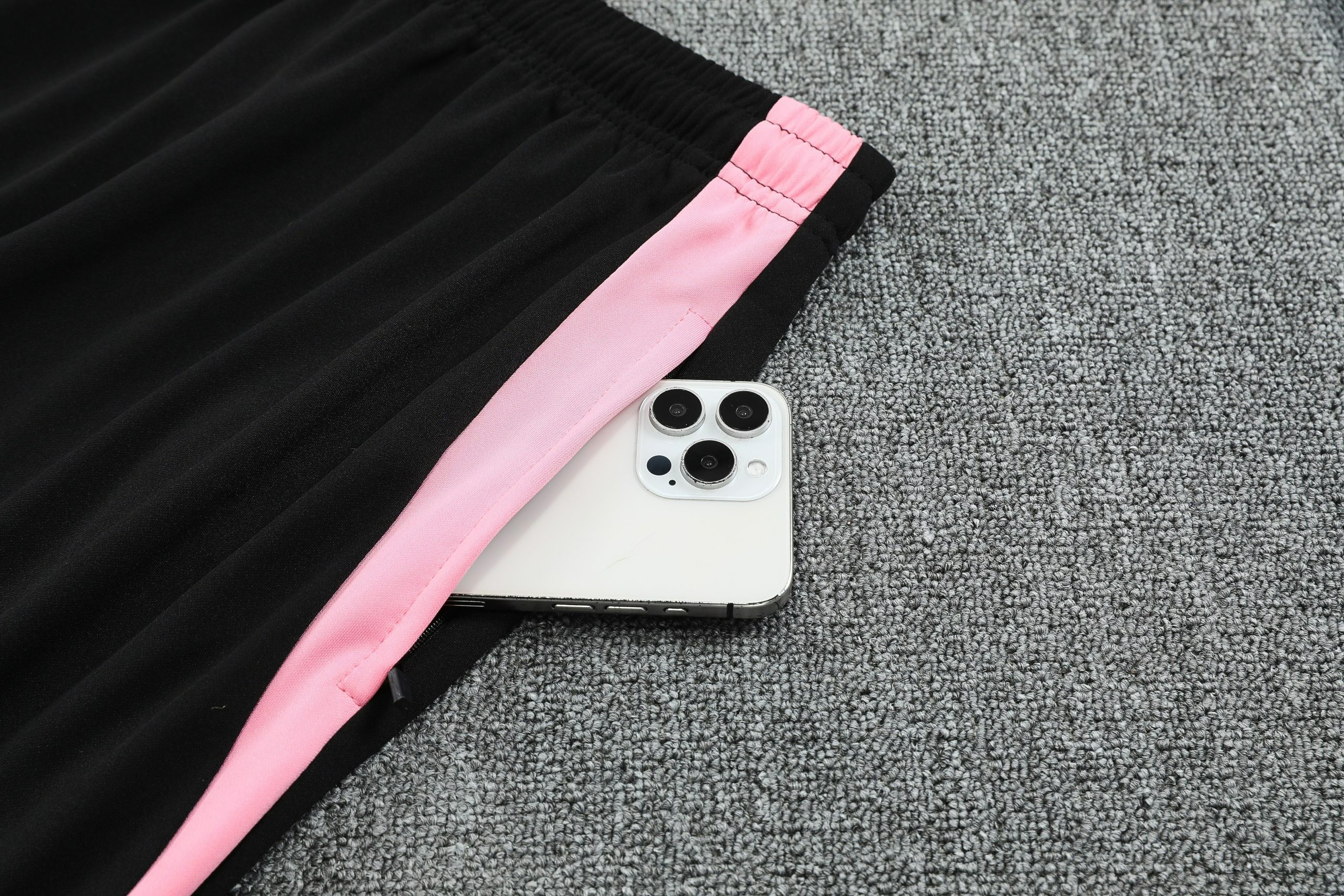 Inter Miami Training Kit (Polo+Pants) 2025 - Image 3