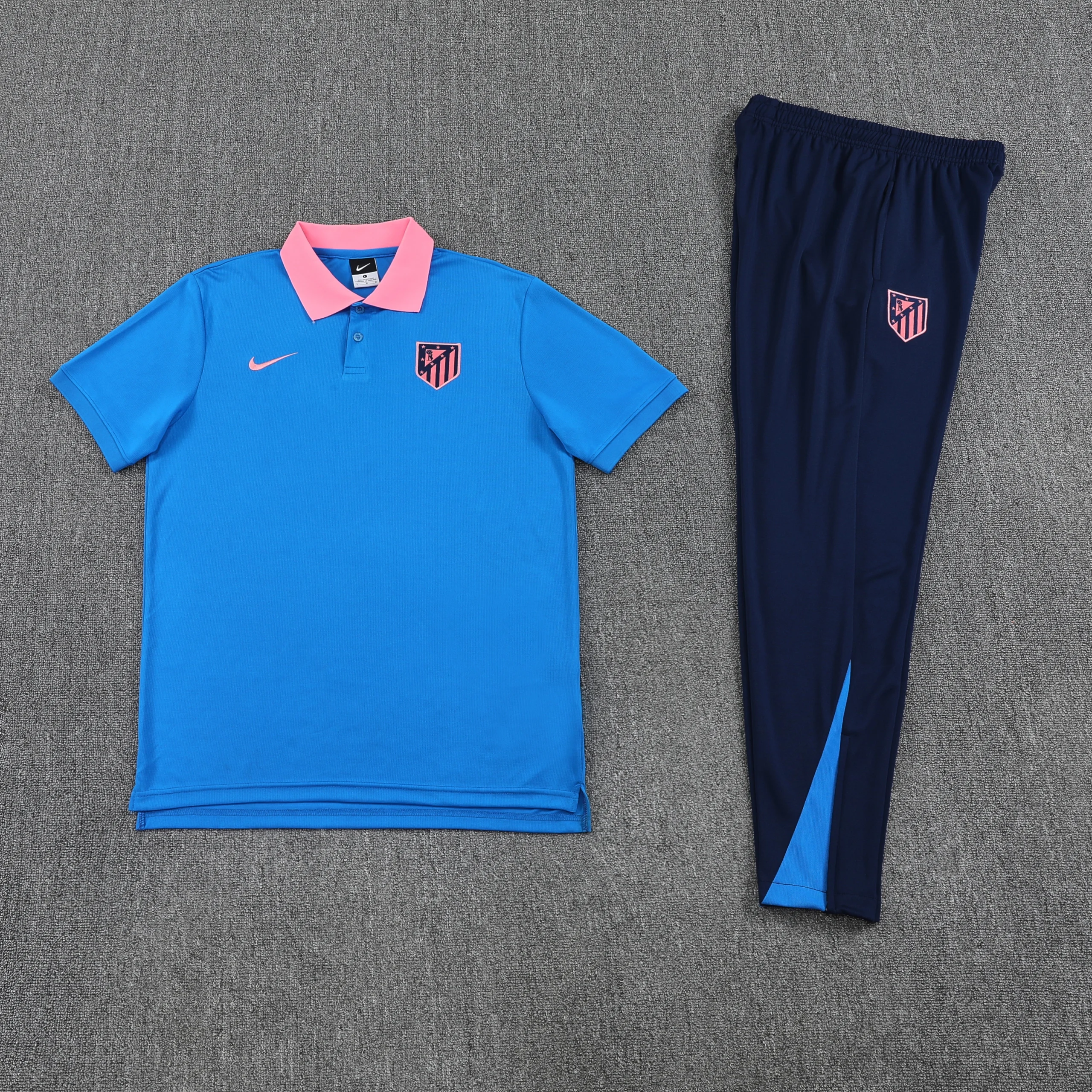 Atletico Madrid Training Kit (Polo+Pants) 2025/26 - Image 3