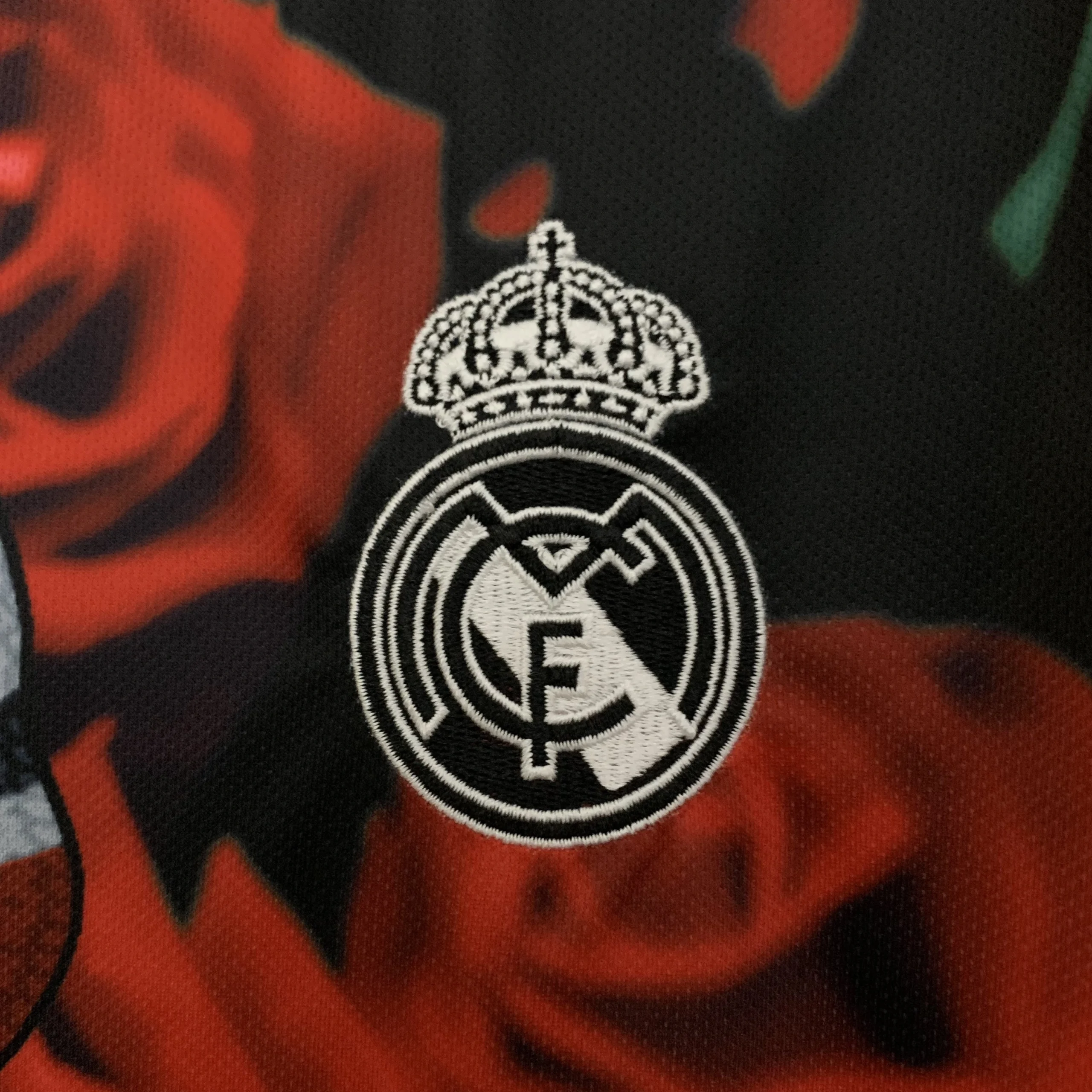 Real Madrid Soccer Jersey Rose & Snake Special Edition Custom Shirt 2025/26 - Image 5