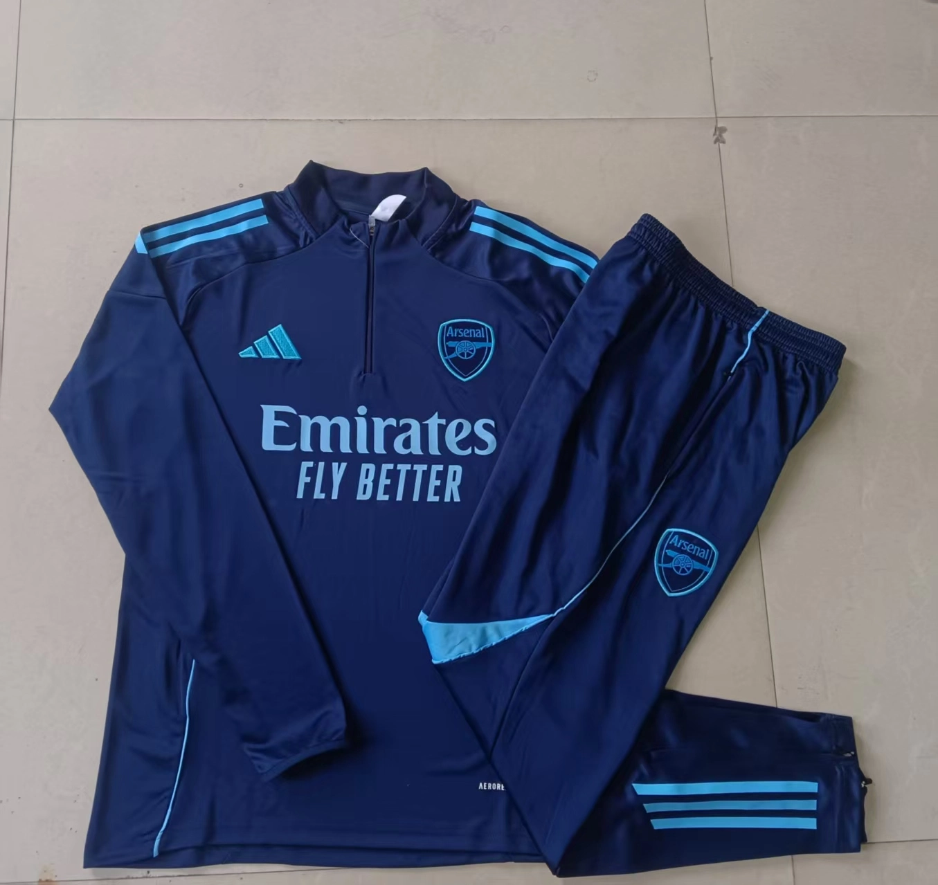 Kids Arsenal Training Kit (Sweatshirt+Pants) Royalblue 2025/26 - Image 2