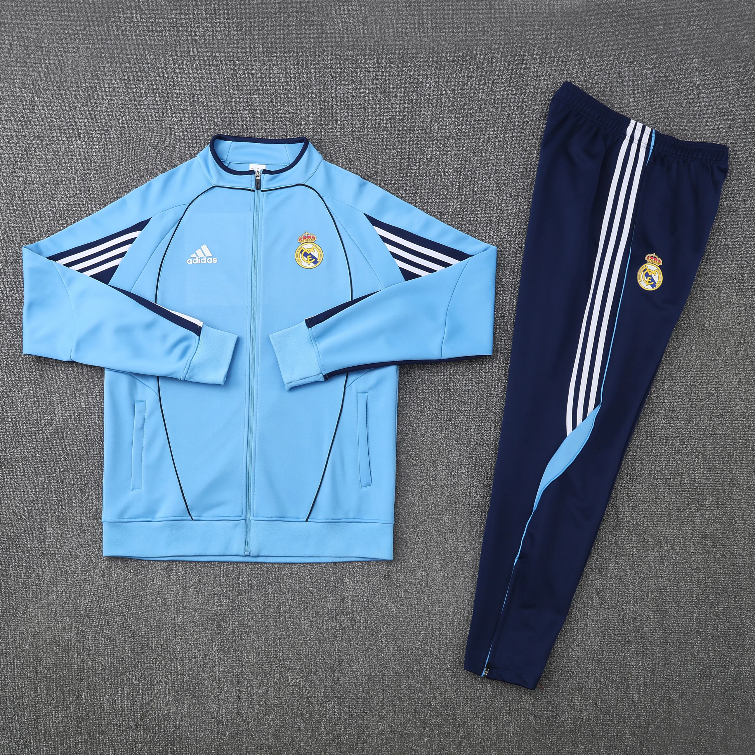Real Madrid Retro Training Kit (Jacket+Pants) 2025/26 - Image 3
