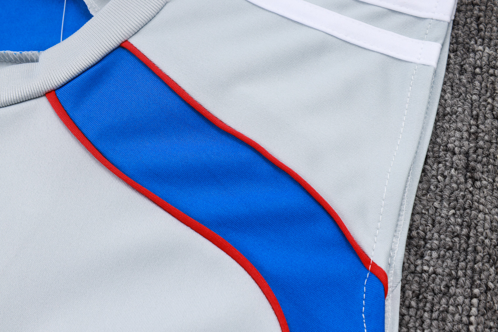 Bayern Munich Sleeveless Training Kit Gray 2025/26 - Image 5