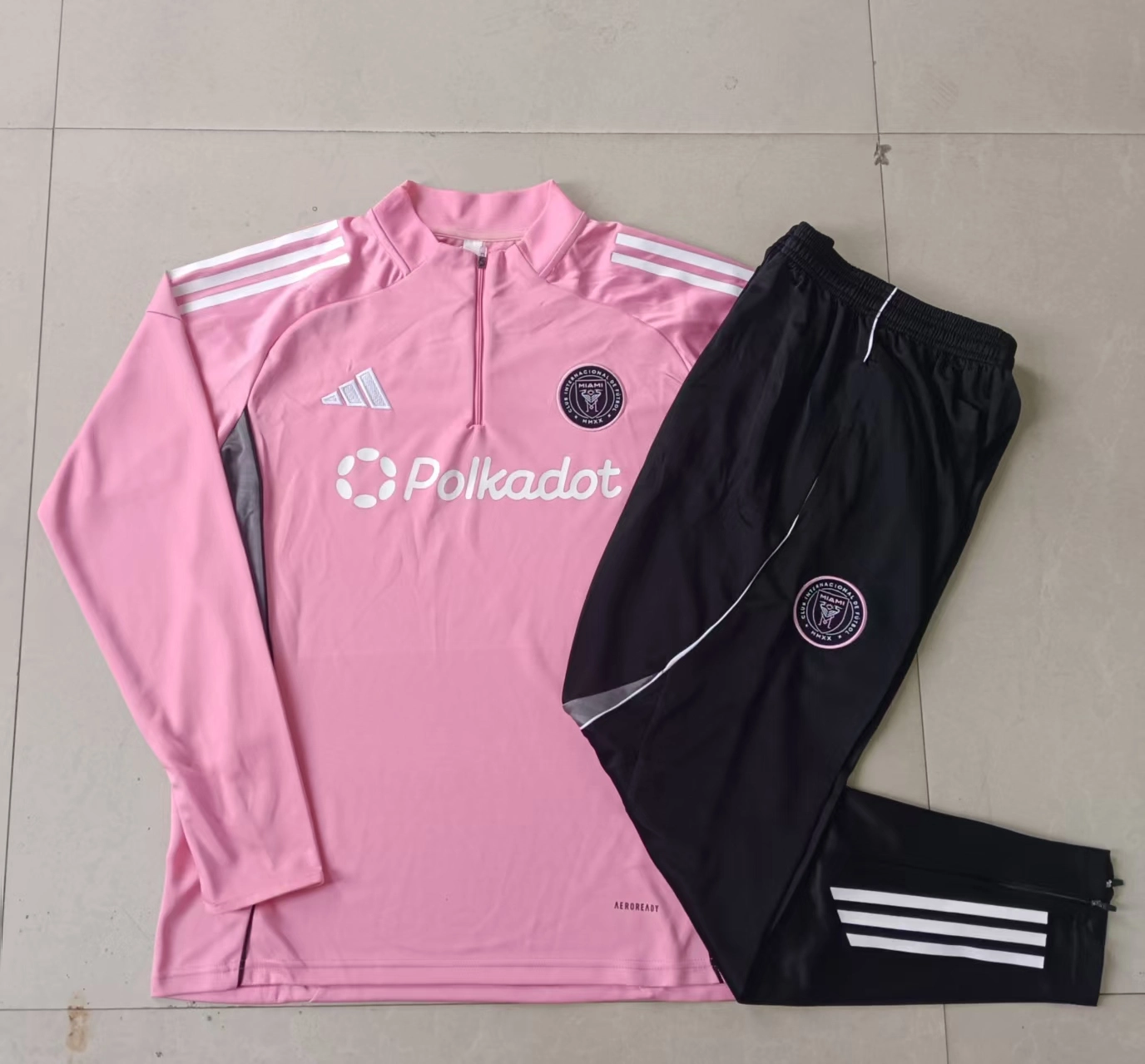 Kids Inter Miami Training Kit (Sweatshirt+Pants) Pink 2025 - Image 2