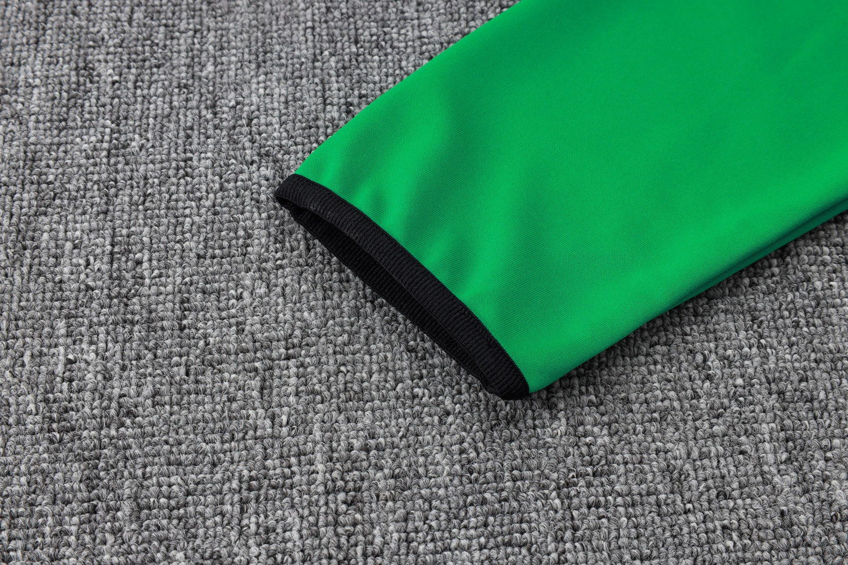 Arsenal Training Kit (Jacket+Pants) Black 2025/26 - Image 3