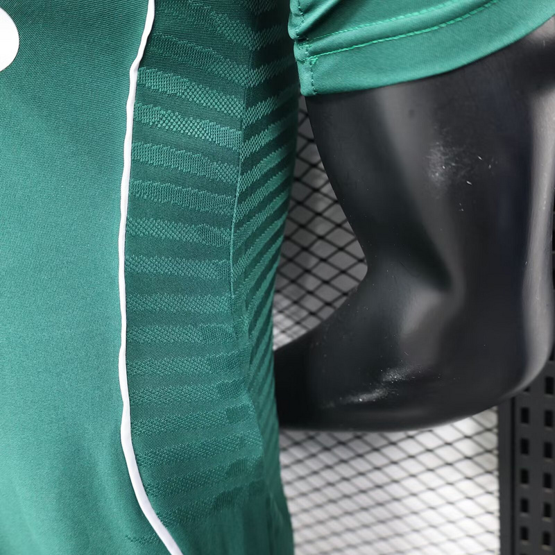 Real Madrid Soccer Jersey Special Edition Shirt 2025/26 - Image 4