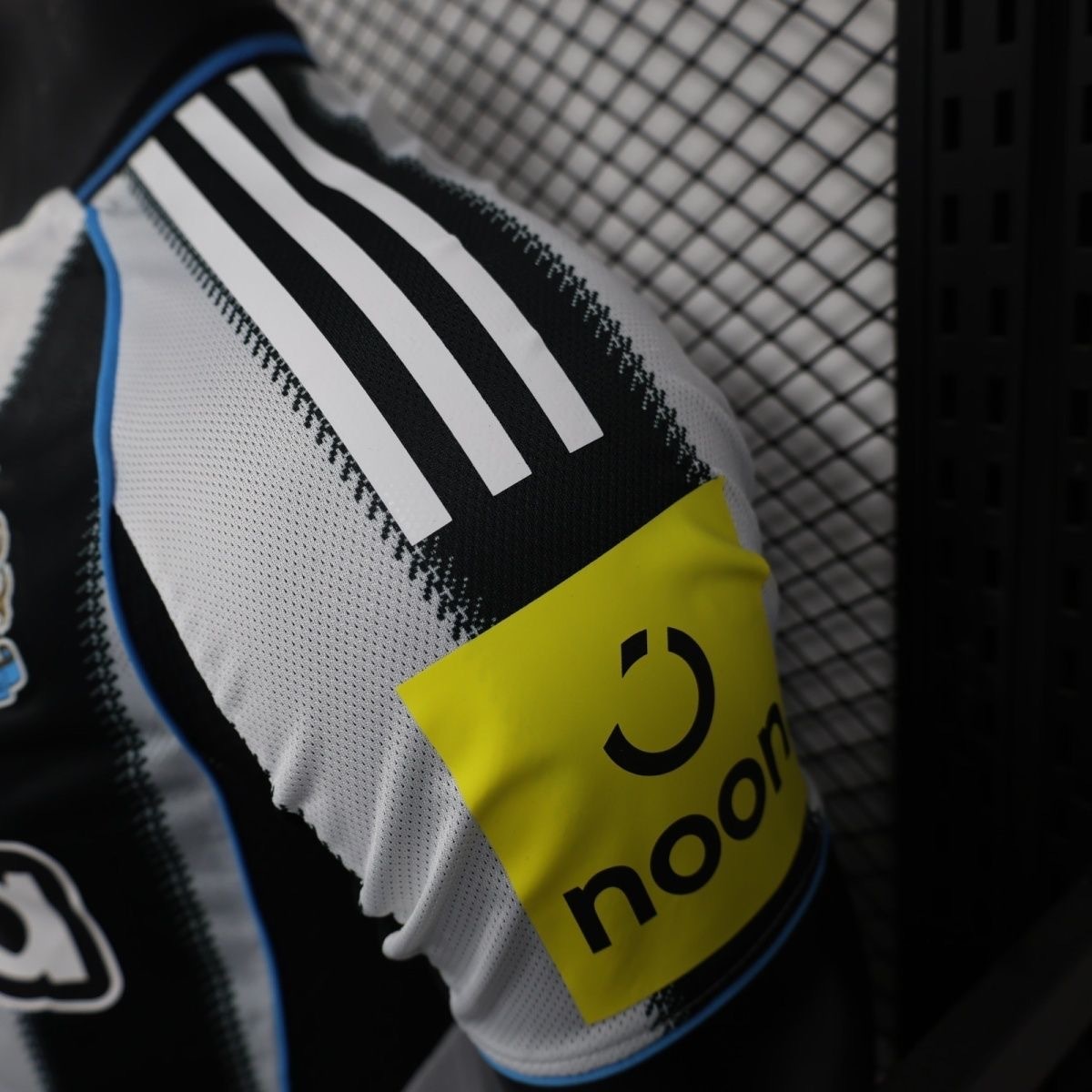 Newcastle United Football Jersey Home Shirt 2025/26 - Image 5