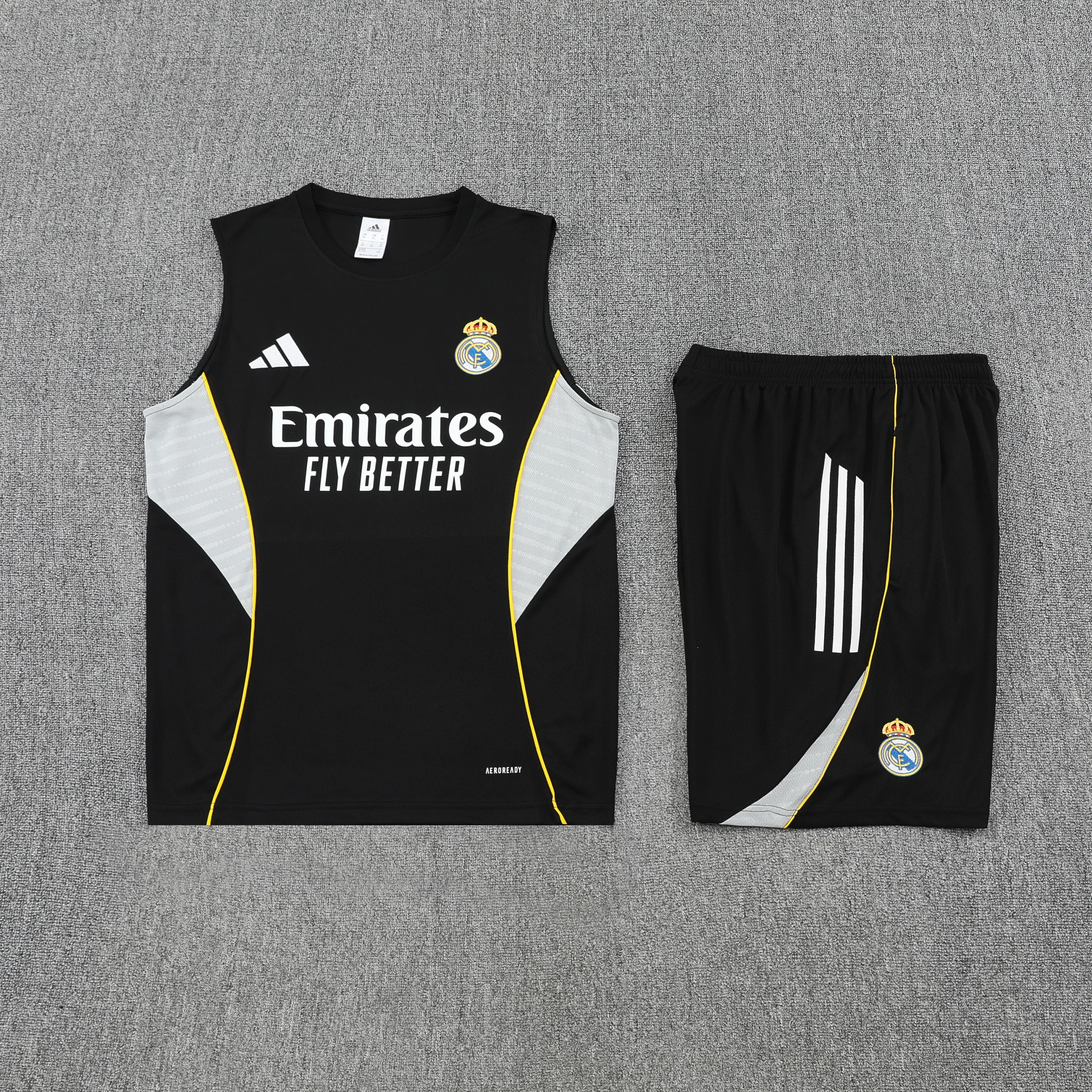 Real Madrid Sleeveless Training Kit 2025/26 - Image 3