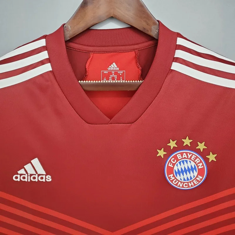 Bayern Munich Retro Jersey Home Soccer Shirt 2021/22 - Image 3