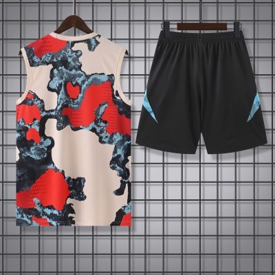 Alternative view of Bayern Munich Sleeveless Training Kit 2025/26