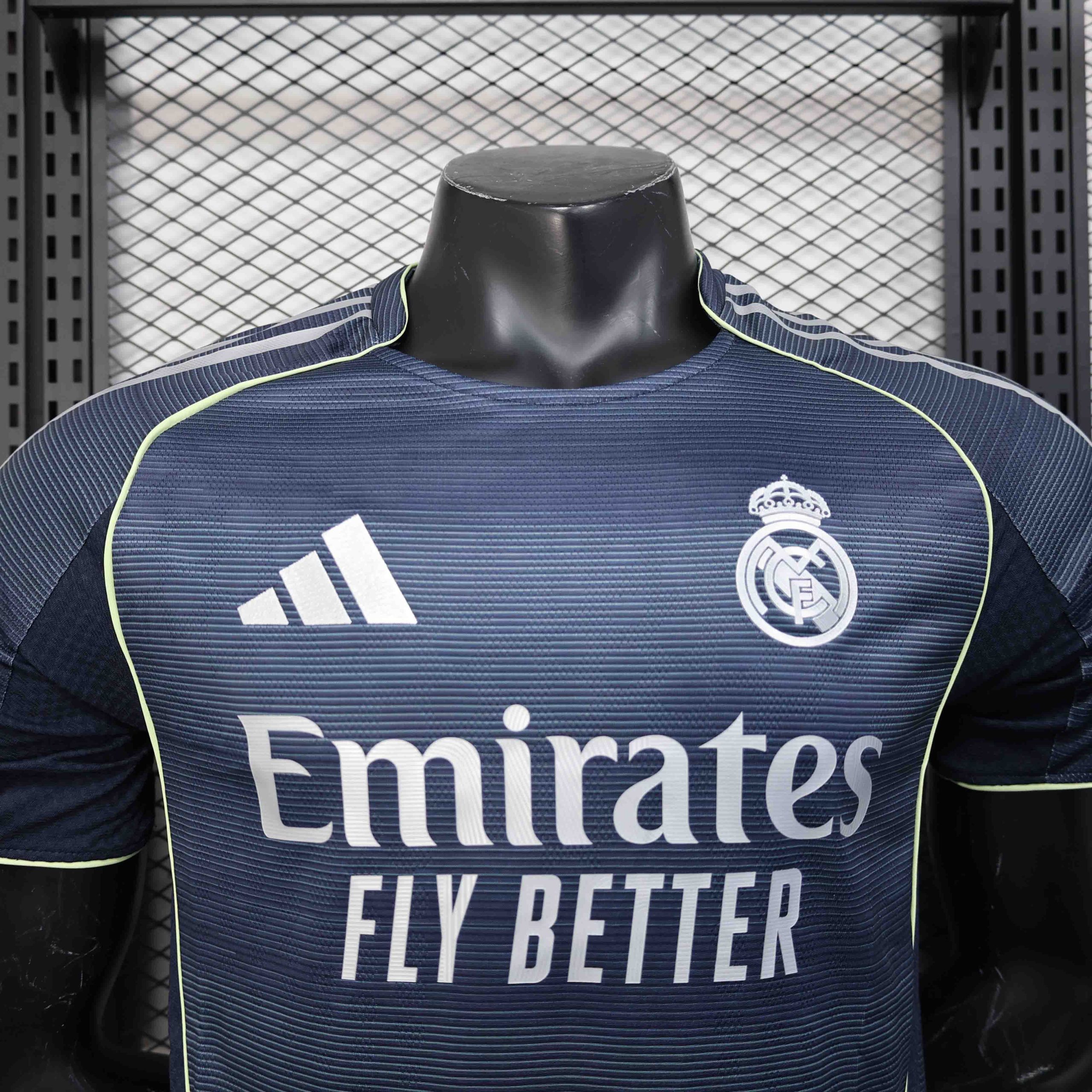 Real Madrid Soccer Jersey Away Shirt 2025/26 - Image 4