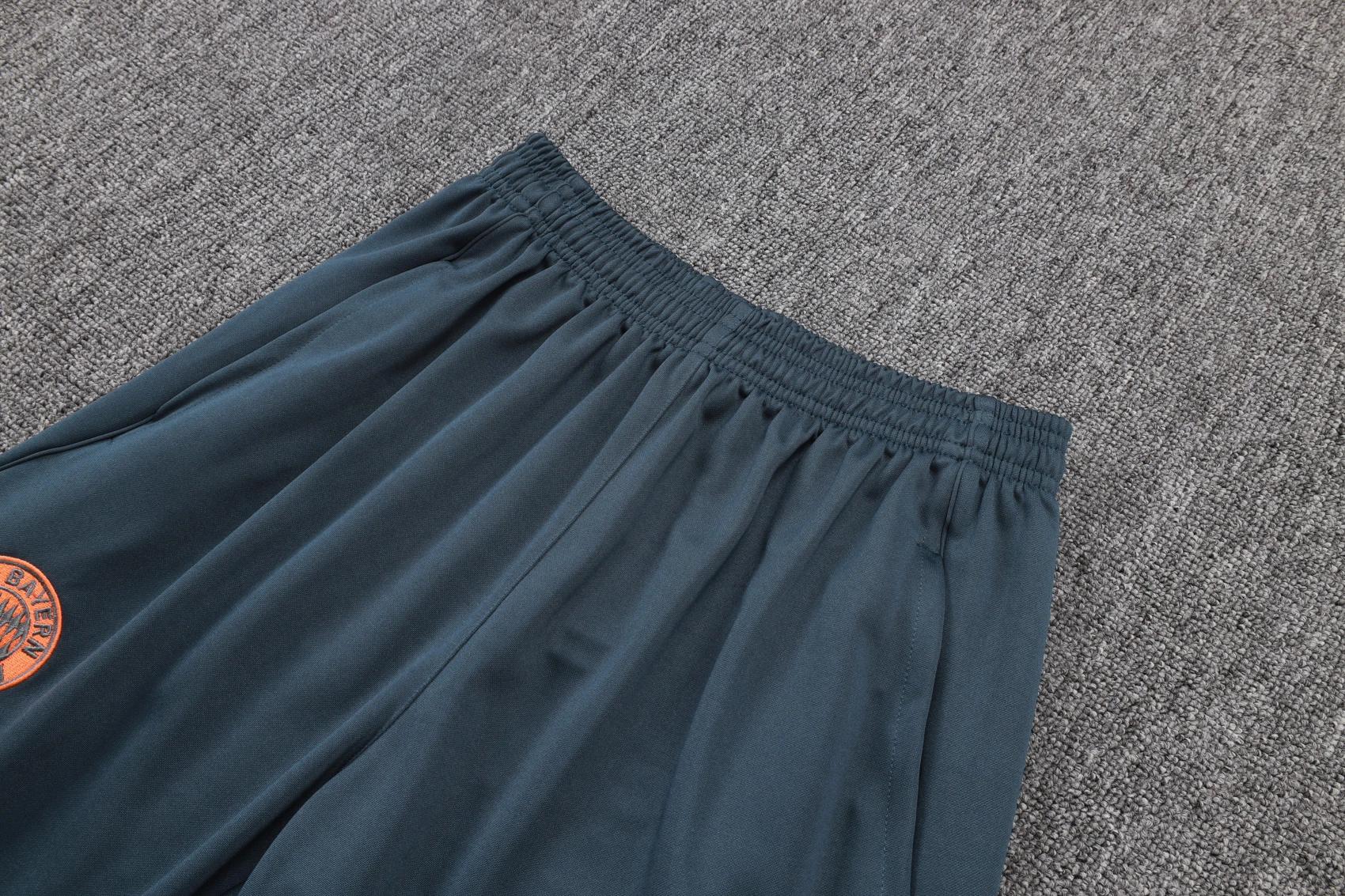 Arsenal Training Kit (Jacket+Pants) Deep Grey 2025/26 - Image 6