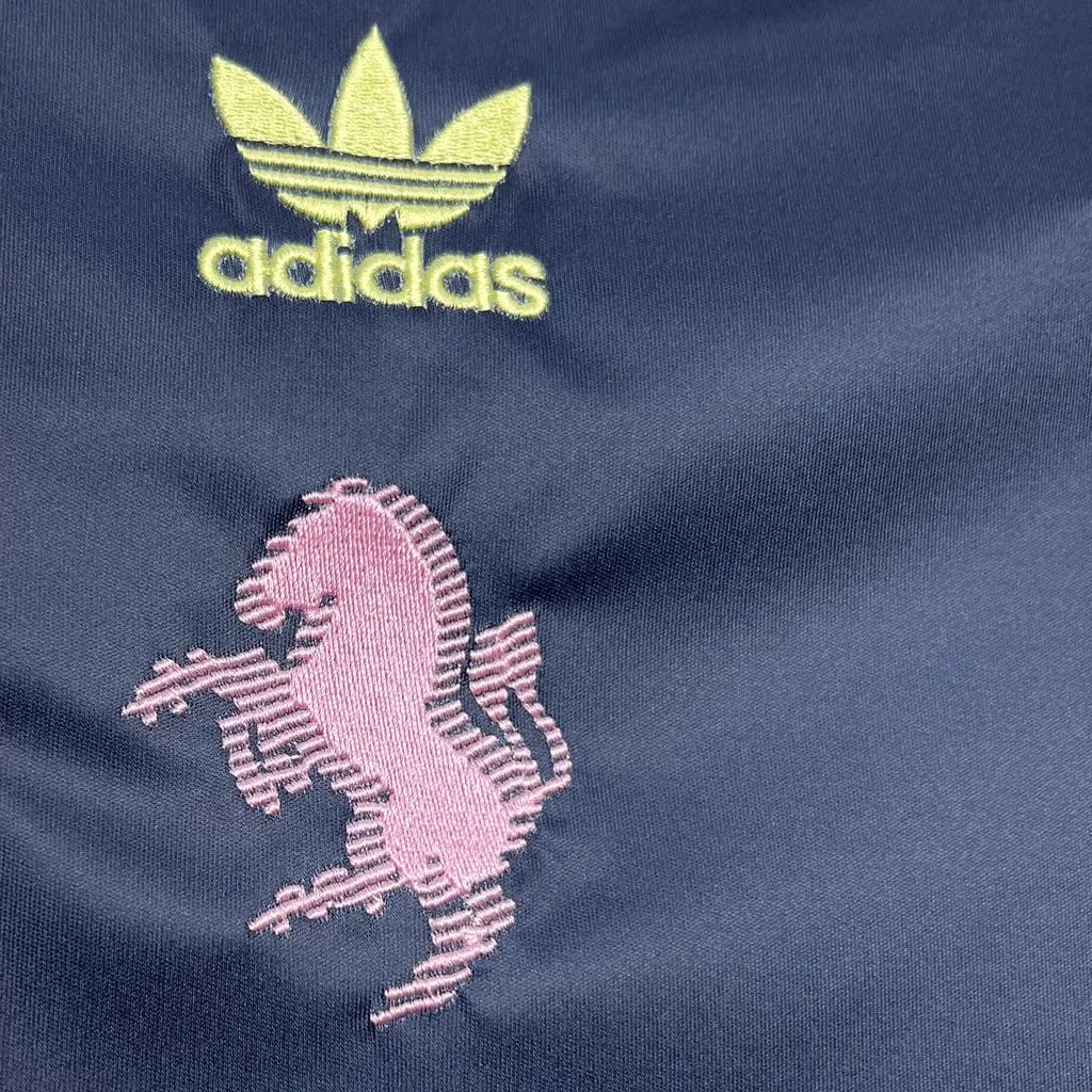 Juventus Soccer Jersey Pre-Match Custom Shirt 2024/25 - Image 4