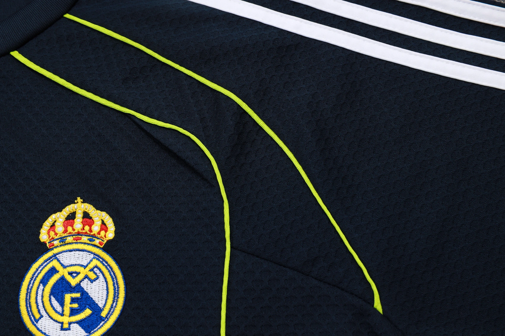 Real Madrid Training Jersey Kit Cyan 2025/26 - Image 4
