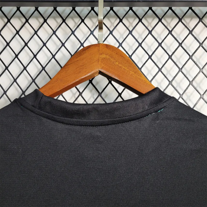 Real Madrid Retro Jersey Away Long Sleeve Soccer Shirt 2017/18 - Image 4