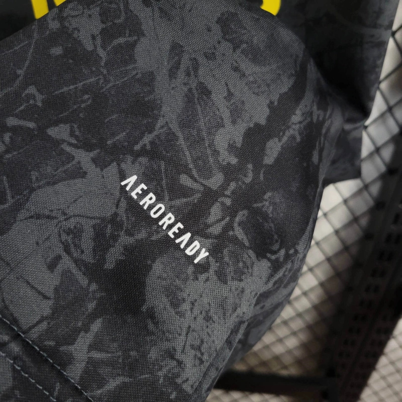 Manchester United x Stone Roses Icon Pre-Match Football Jersey Shirt 2024/25 - Image 6