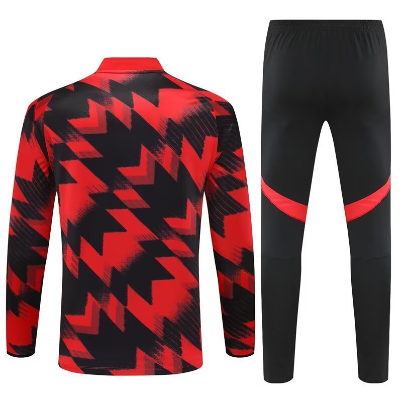 Manchester United Pre-Match Training Kit (Sweatshirt+Pants) Red 2025/26 - Image 2