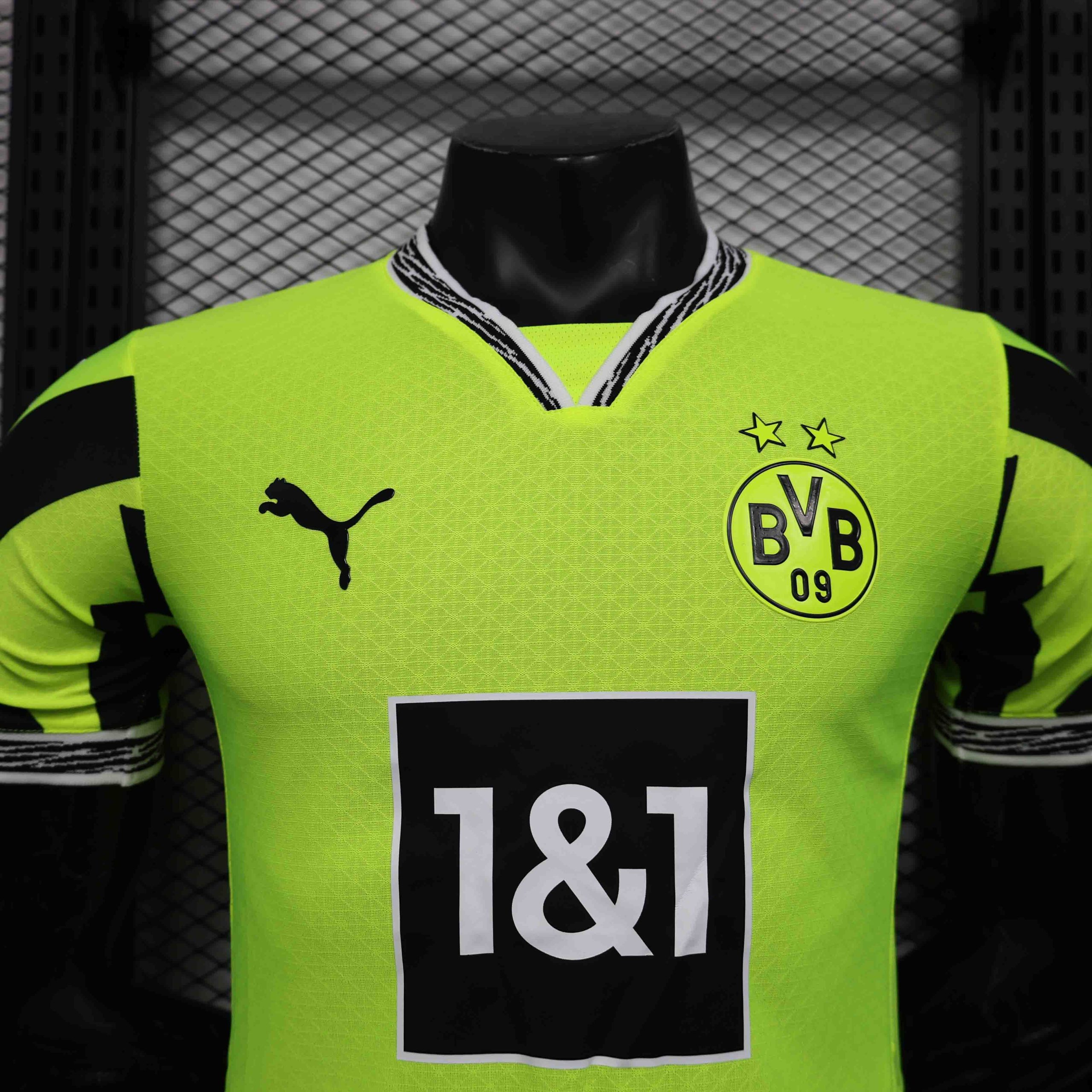 Borussia Dortmund Special Jersey Player Version 2024/25 - Image 3