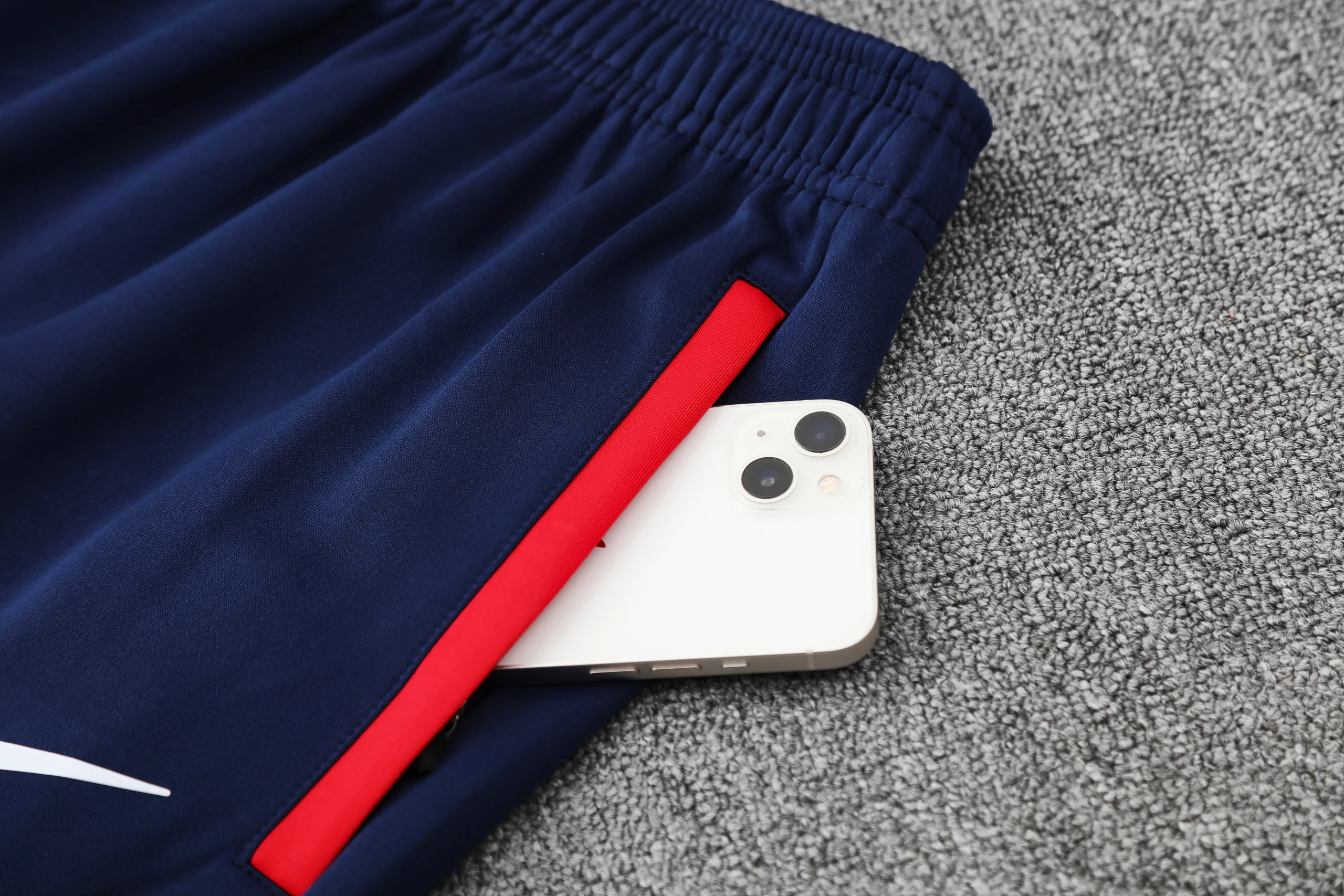 Arsenal Retro Training Kit (Jacket+Pants) Blue 2025/26 - Image 3