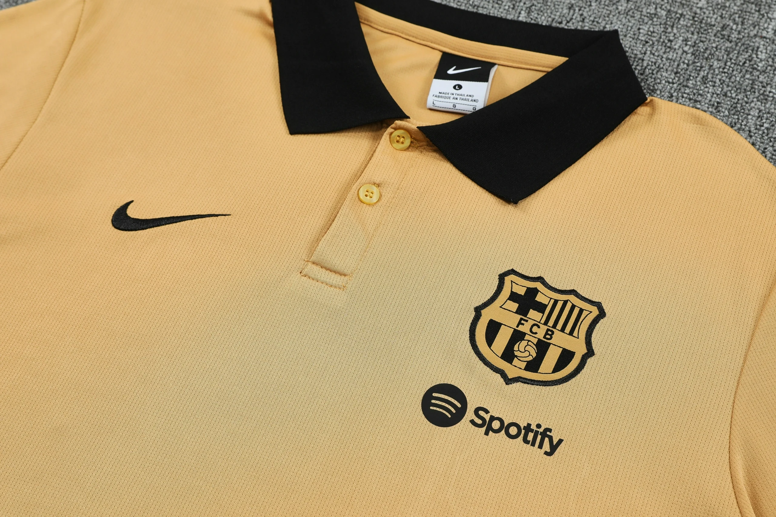 Barcelona Training Kit (Polo+Pants) 2025/26 - Image 5