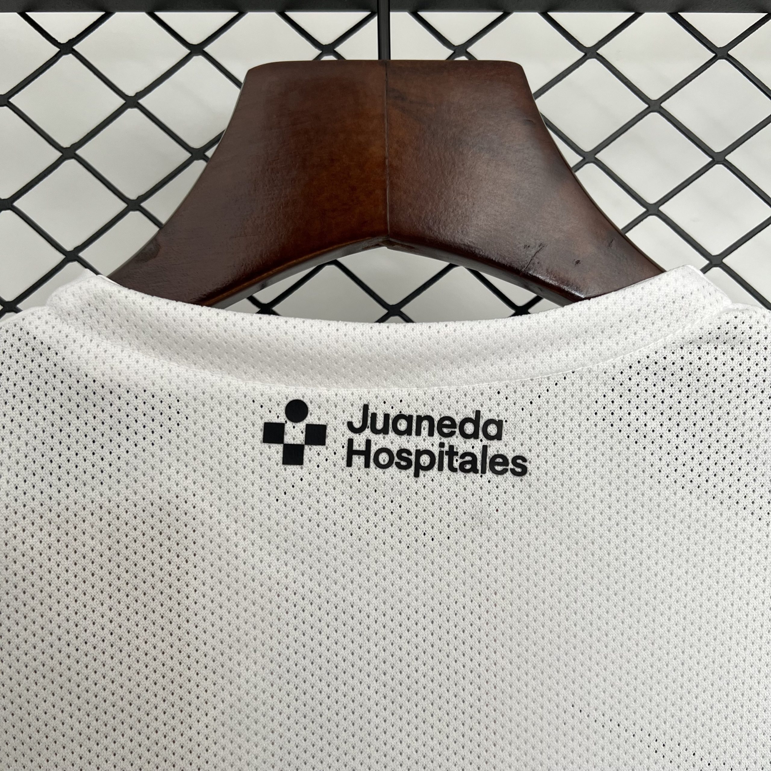 Manchester United Away Kids Kit Jersey+Shorts 2025/26 - Image 5