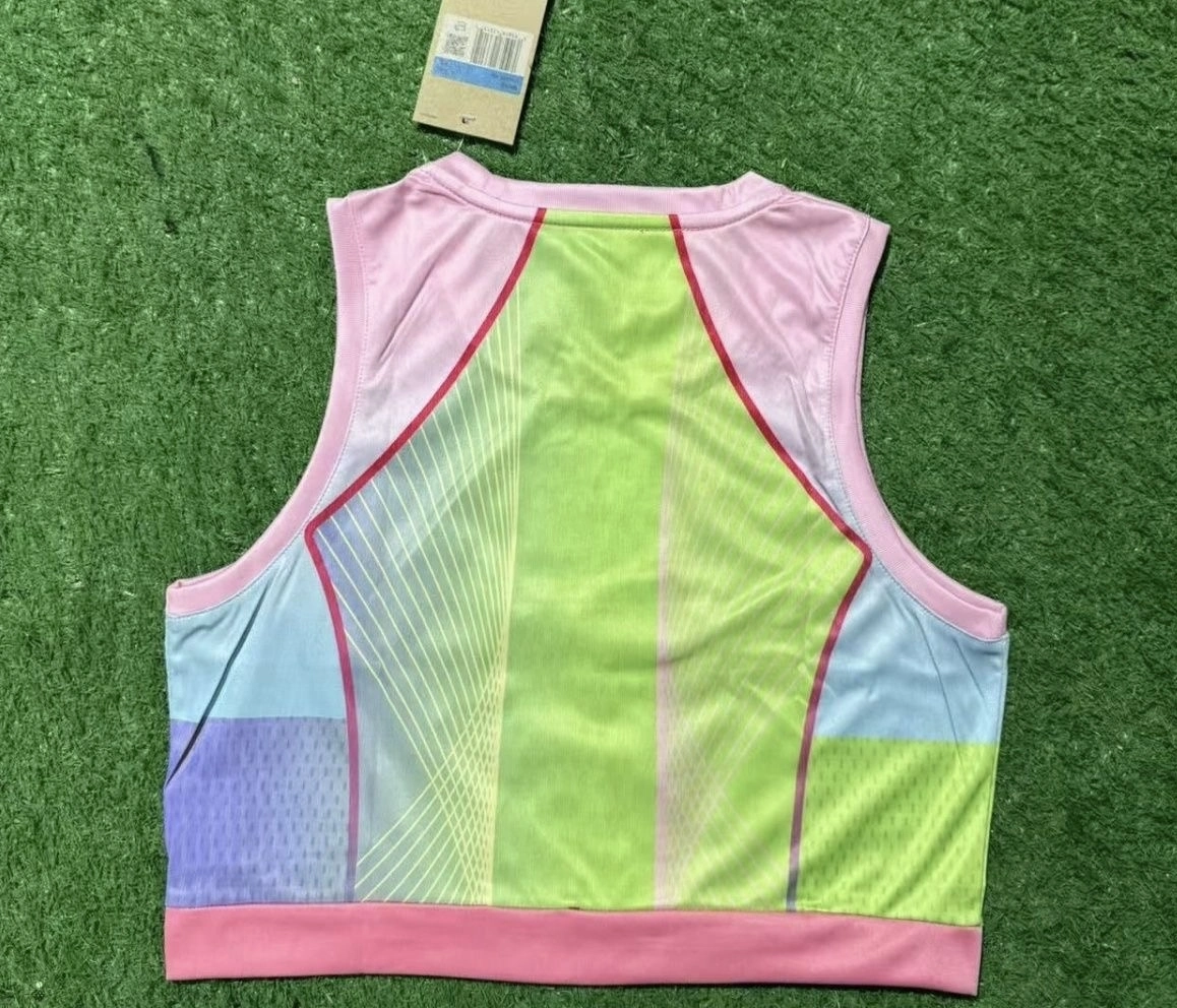 Barcelona Women's Vest Special Edition Soccer Jersey 2025/26 - Image 2