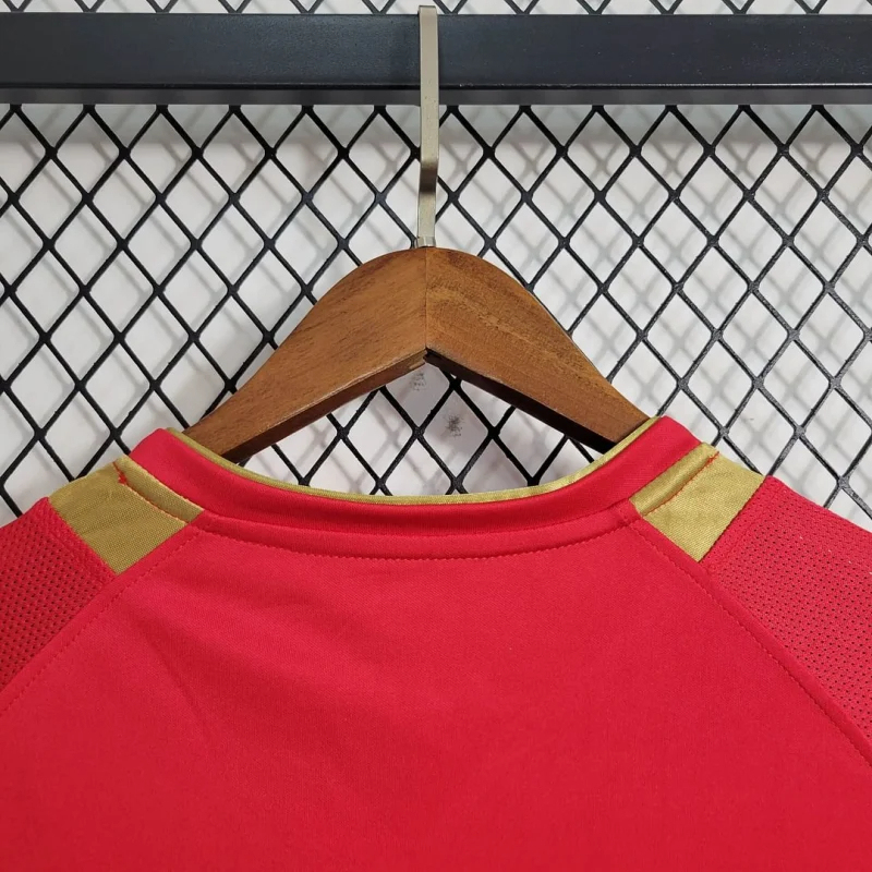 Liverpool Retro Football Jersey Home Custom Shirt 2005/06 - Image 4