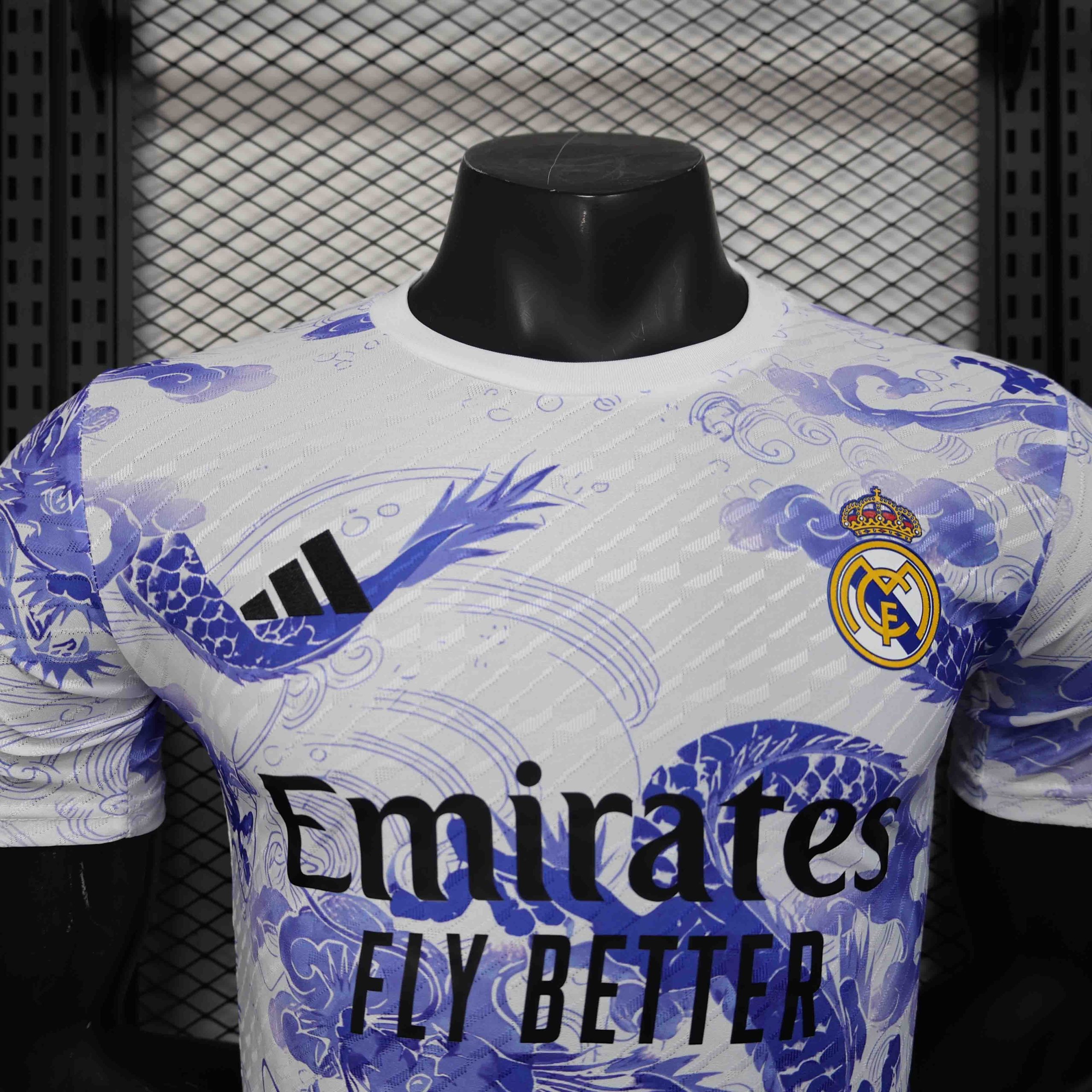 Real Madrid Soccer Jersey Dragon Special Edition Shirt 2025/26 - Image 3