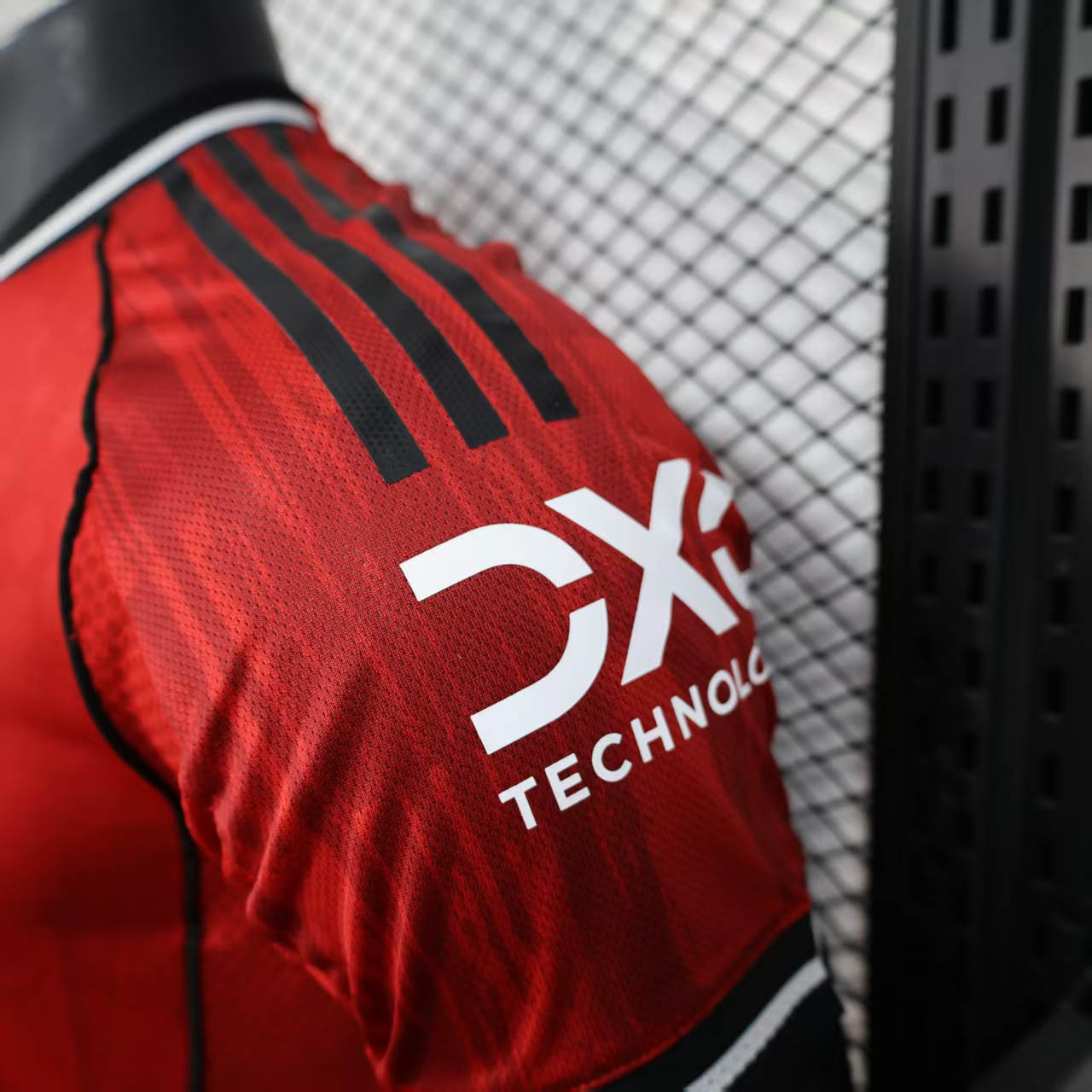 Manchester United Home Jersey Shirt 2025/26 - Image 5