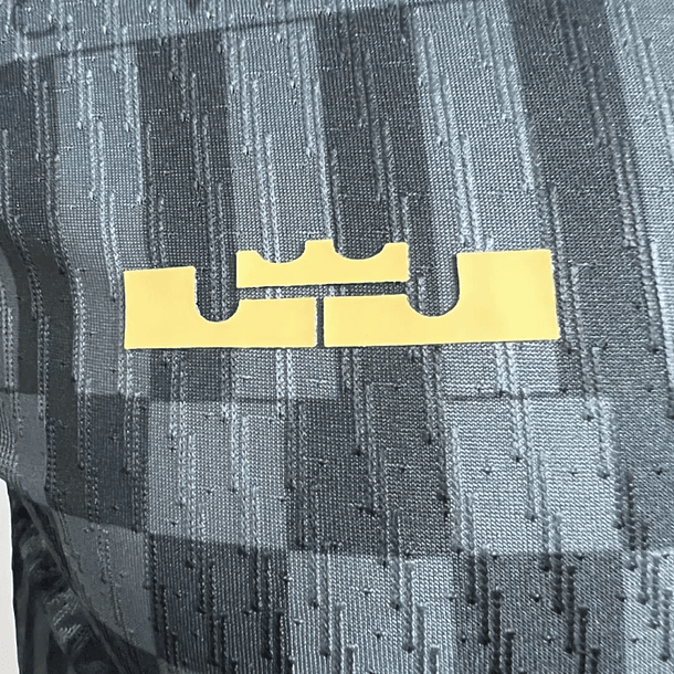 Liverpool Football Jersey x LeBron James Joint Special Edition Shirt 2024/25 - Image 5