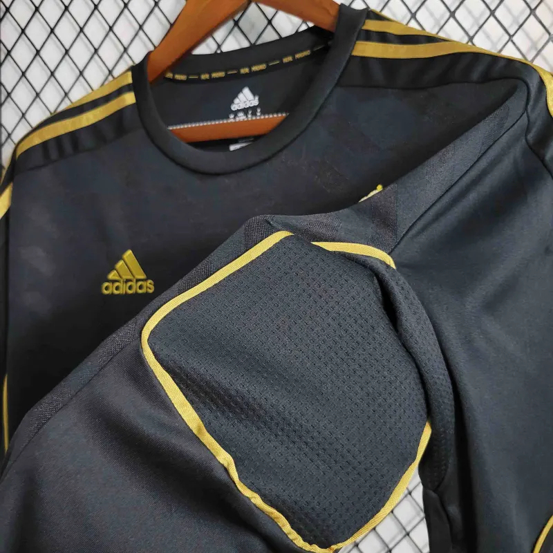 Real Madrid Retro Jersey Away Soccer Custom Shirt 2011/12 - Image 4