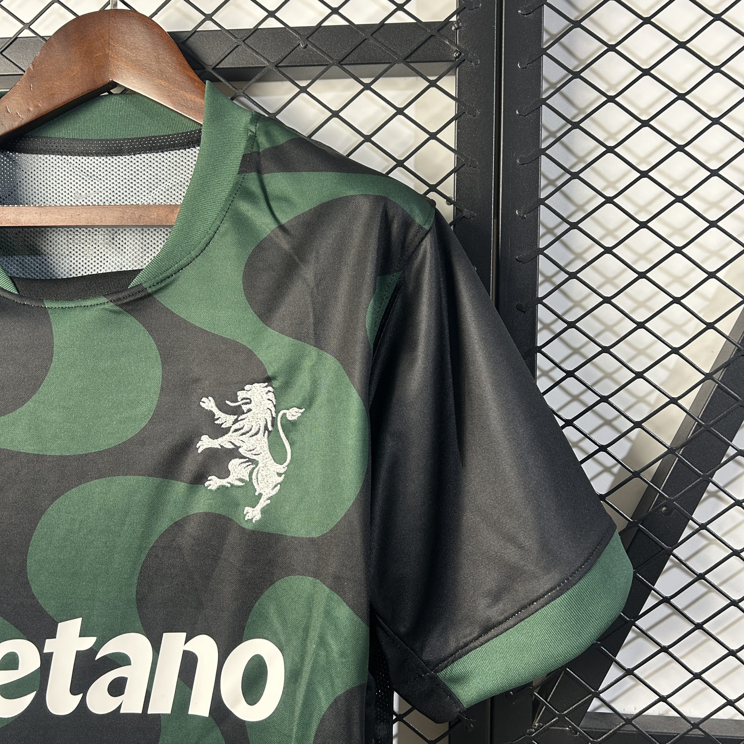 Sporting CP Soccer Jersey Fifth Away Custom Shirt 2025/26 - Image 5
