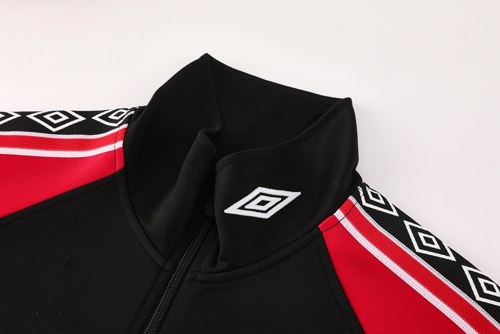 Manchester United Retro Training Kit (Jacket+Pants) 2025/26 - Image 2