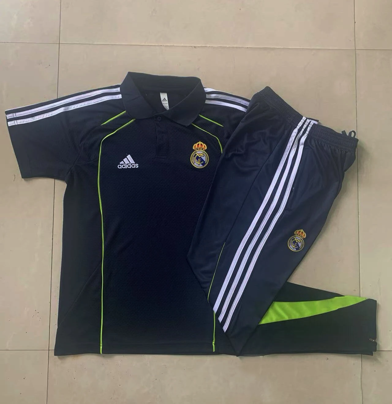 Real Madrid Training Kit (Polo+Pants) Cyan 2025/26