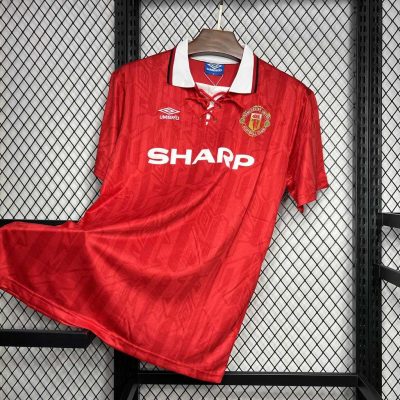 Alternative view of Manchester United Retro Home Football Jersey Shirt 1992/94