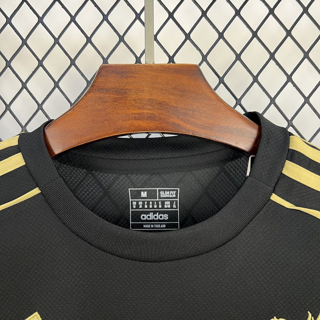 Liverpool Football Jersey Black & Golden Special Edition Custom Shirt 2025/26 - Image 3