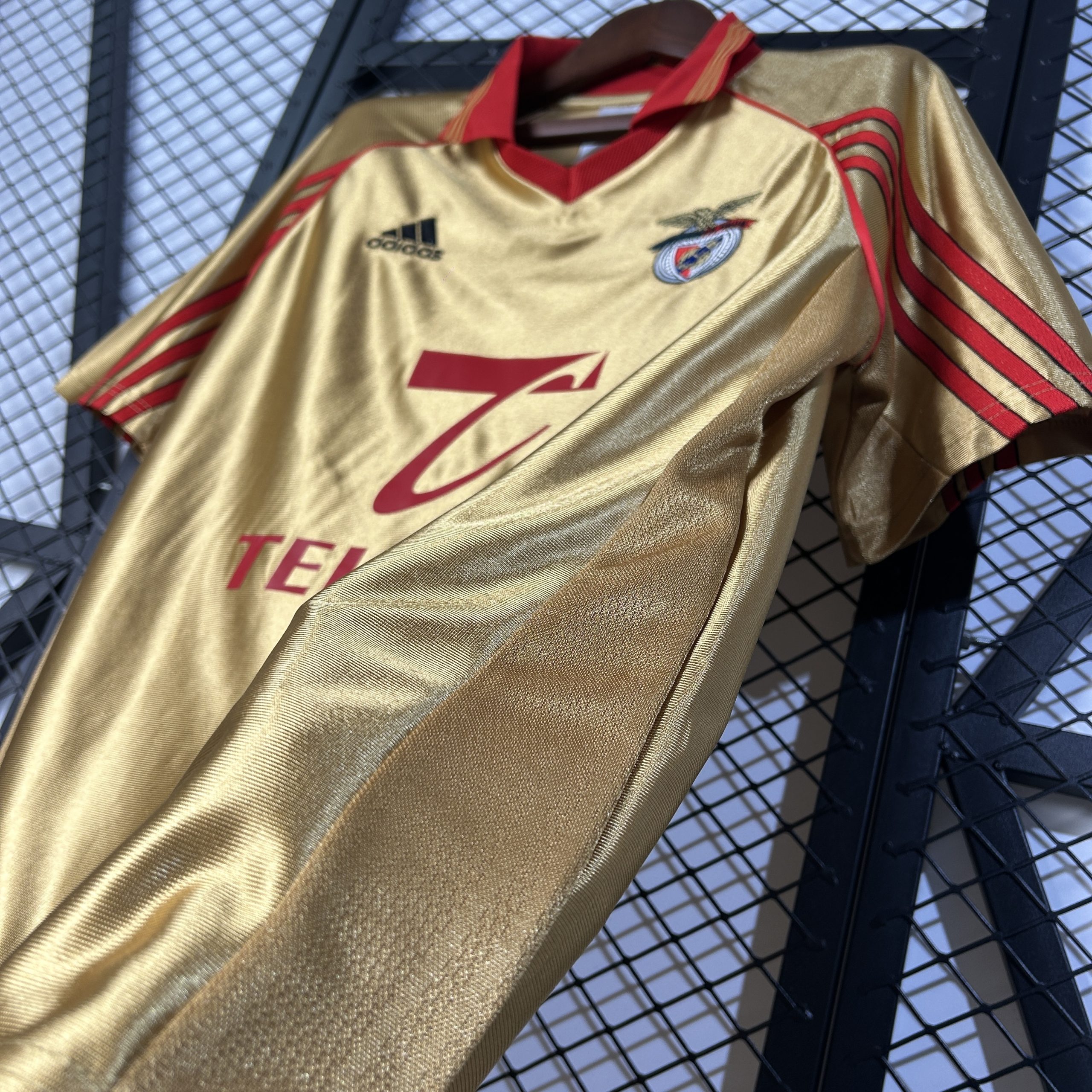 Benfica Retro Soccer Jersey Away Custom Shirt 1998/99 - Image 6