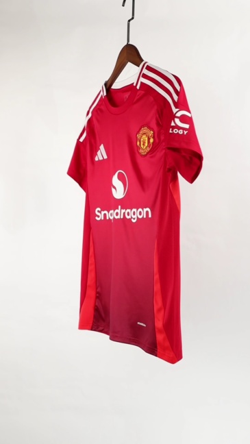Manchester United Home Football Jersey Shirt 2024/25 - Image 2