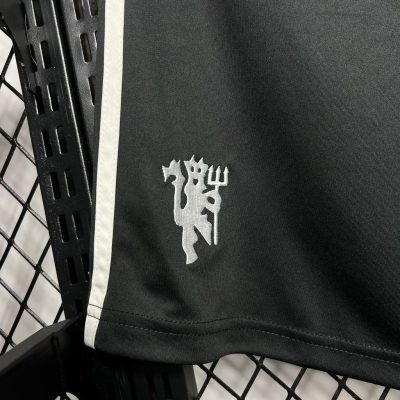 Alternative view of Manchester United Third Away Football Jersey Shorts 2024/25
