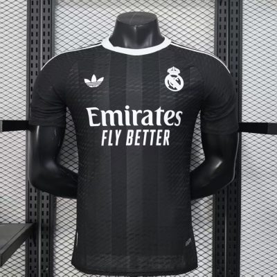 Real Madrid Soccer Jersey Black Goalkeeper Shirt 2025/26