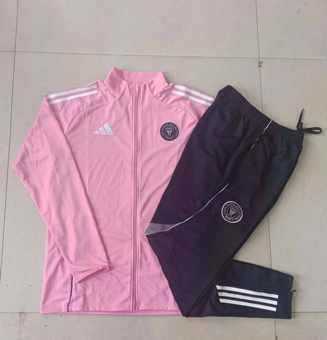 Kids Inter Miami Training Kit (Jacket+Pants) Pink 2025 - Image 2