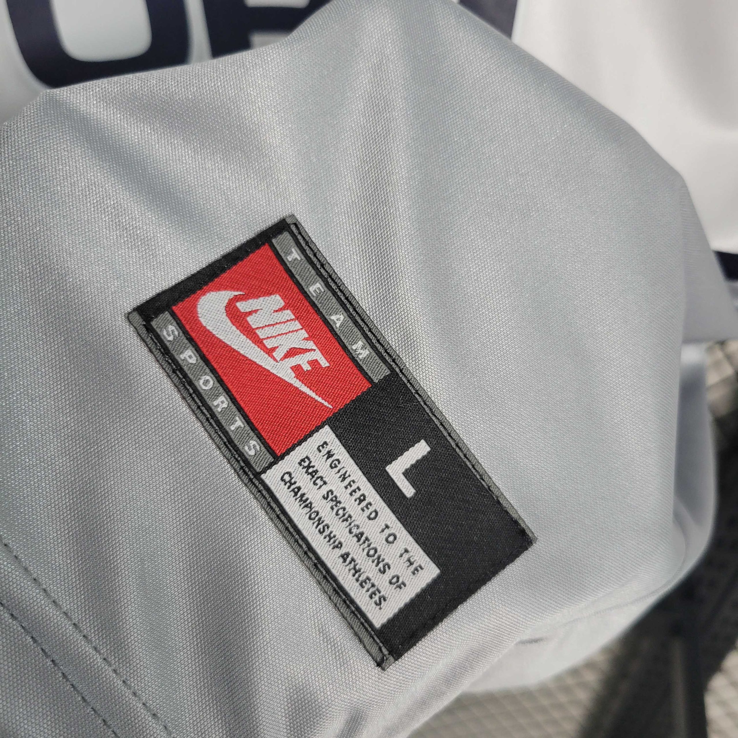 PSG Retro Jersey Away Soccer Shirt 1999/01 - Image 5