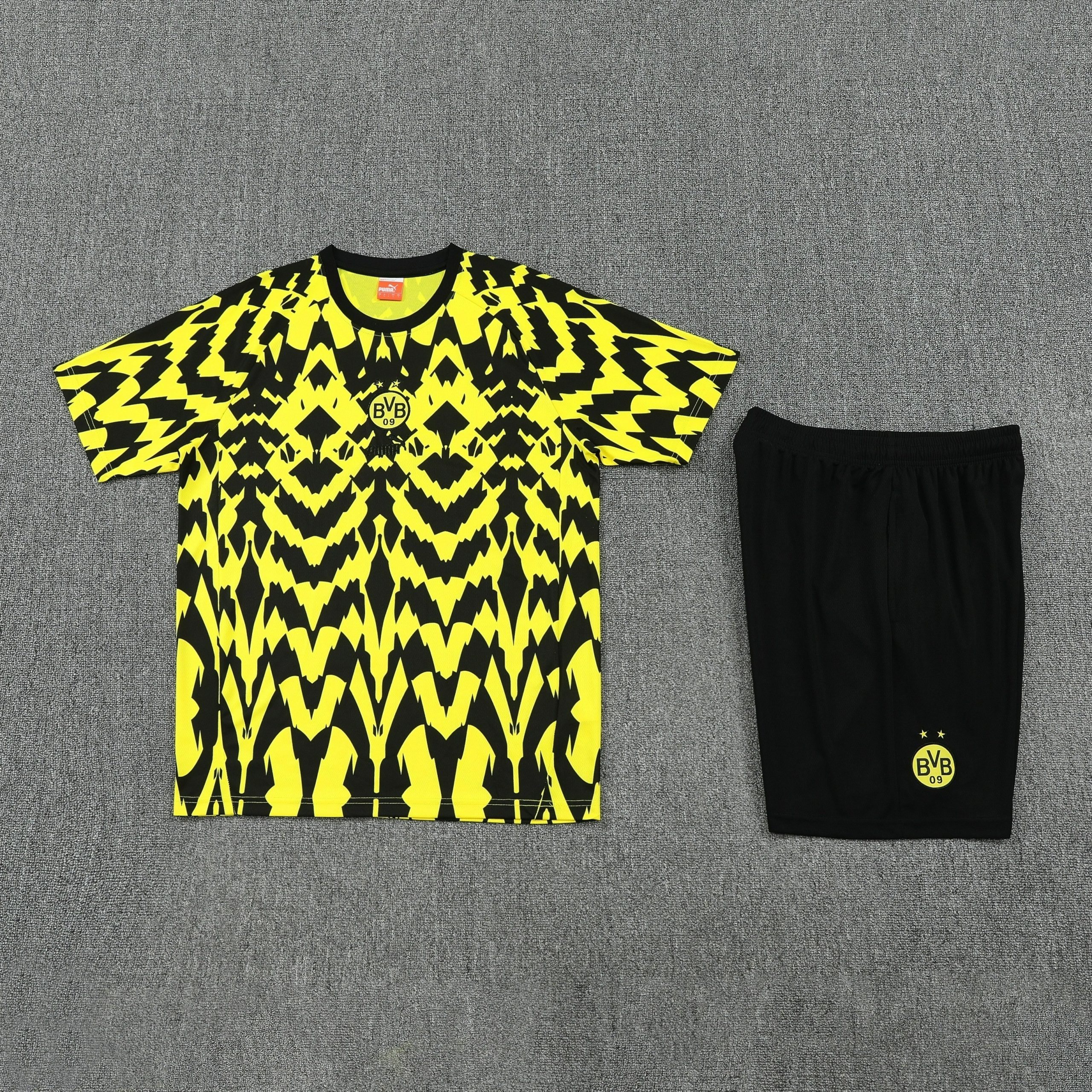Borussia Dortmund Training Jersey Kit Yellow&Black 2025/26 - Image 4
