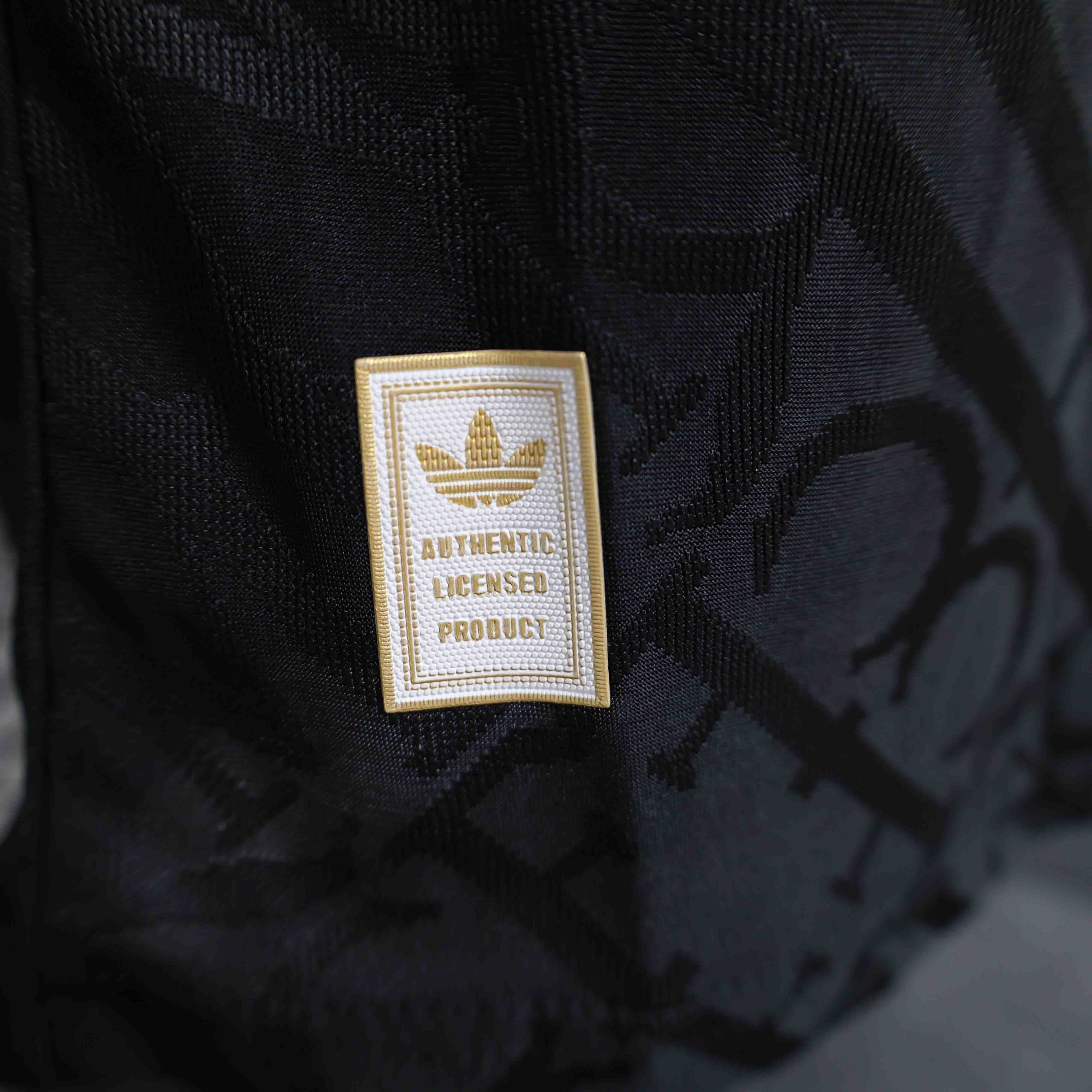 Real Madrid Soccer Jersey Retro Style Special Edition Shirt 2024/25 - Image 4