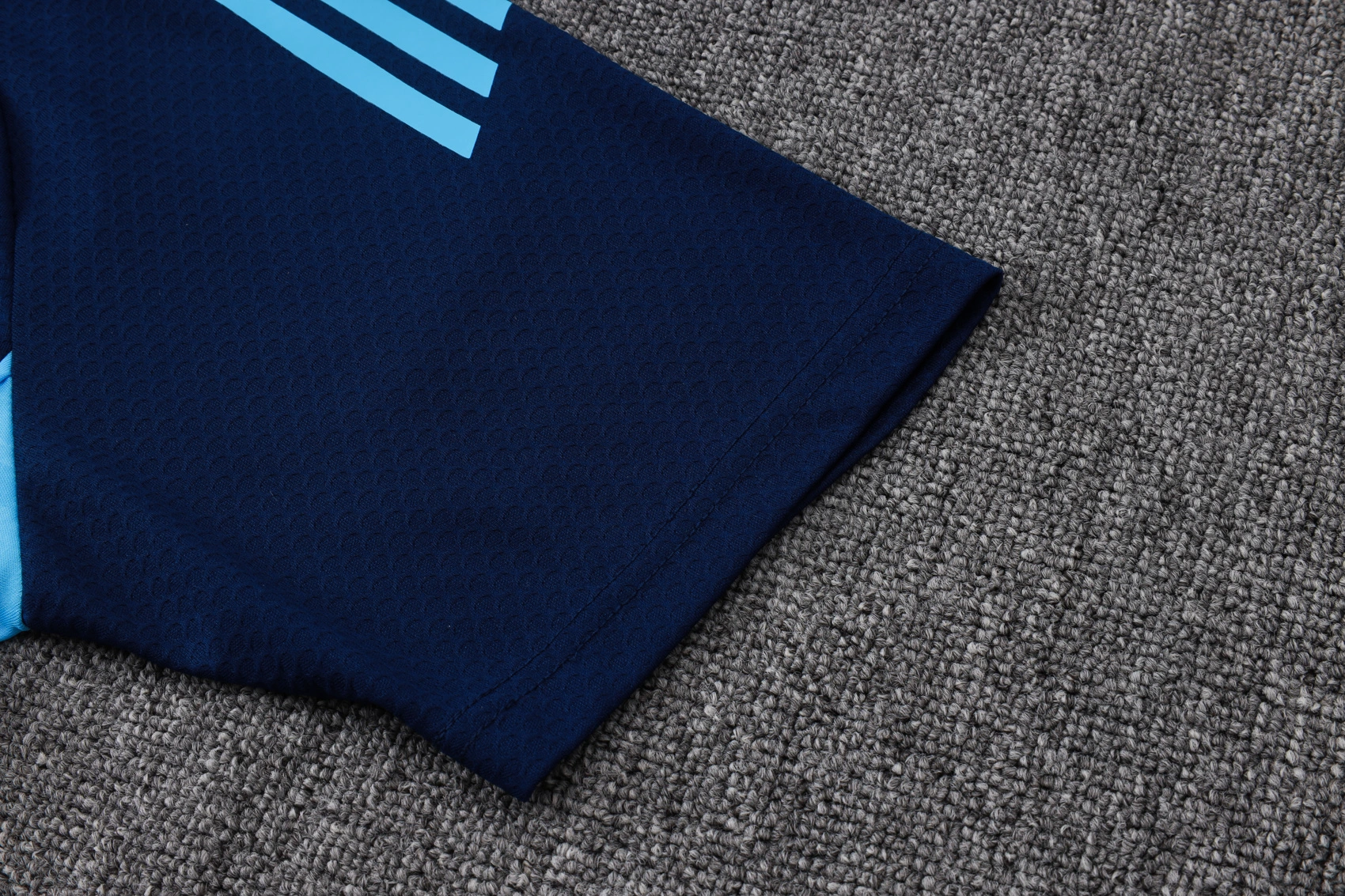 Arsenal Training Kit (Polo+Pants) Royalblue 2025/26 - Image 3