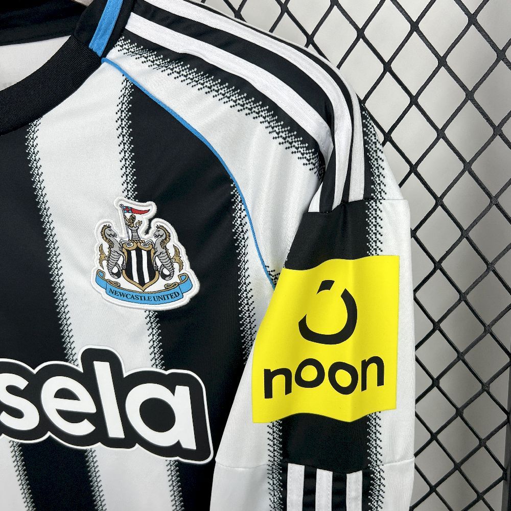 Newcastle United Football Jersey Home Custom Long Sleeve Shirt 2025/26 - Image 3