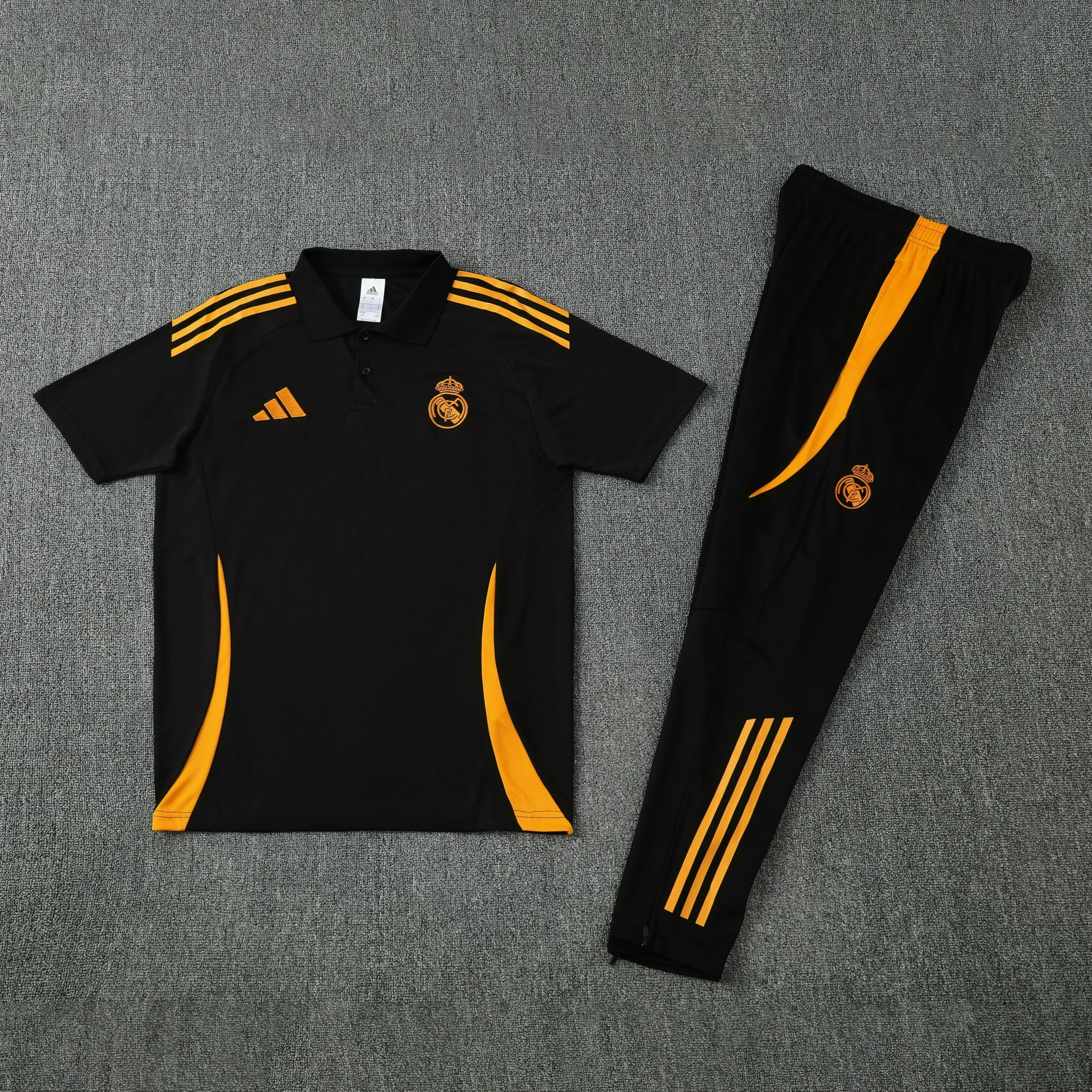 Real Madrid Training Kit (Polo+Pants) 2025/26 - Image 4