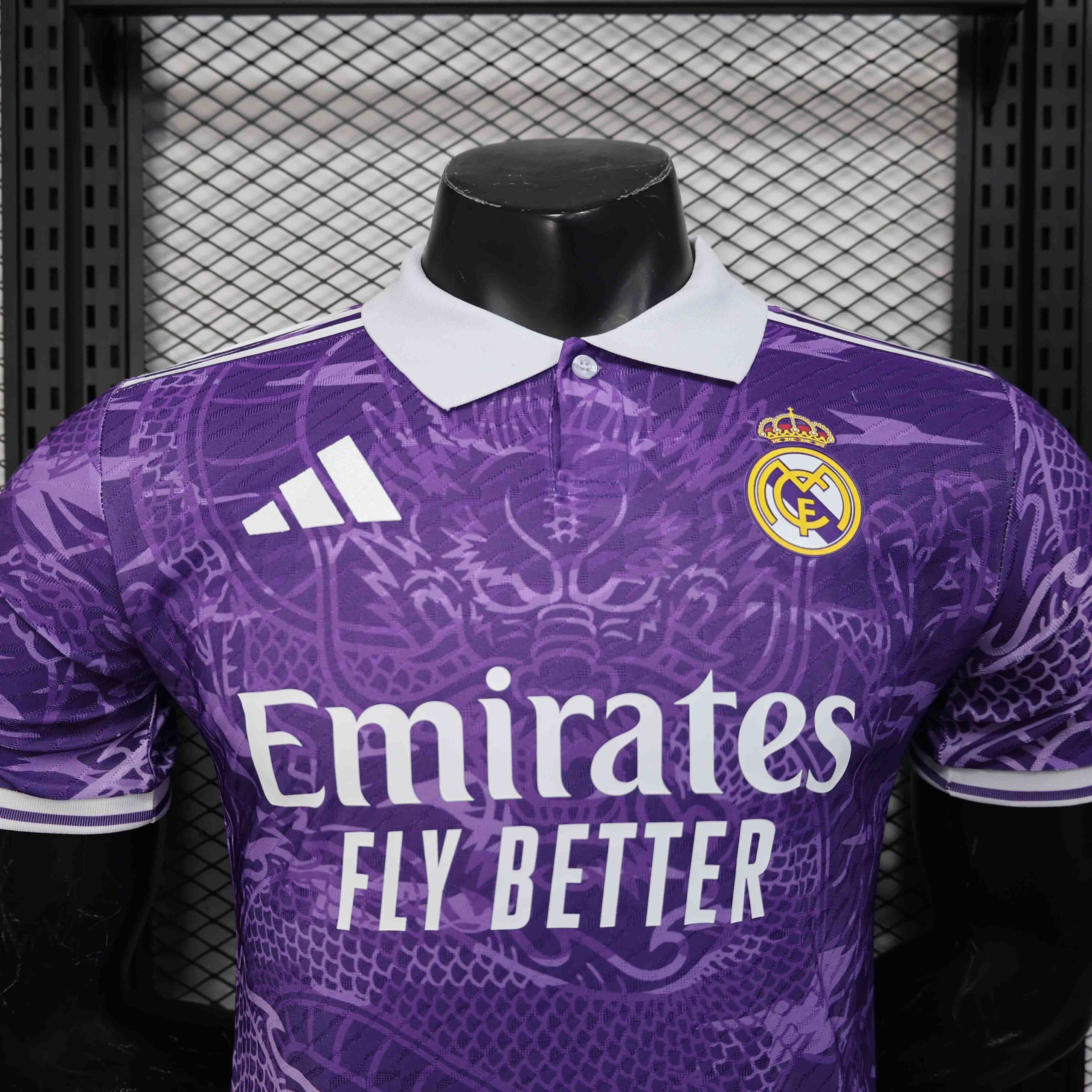 Real Madrid Soccer Jersey Dragon Special Edition Shirt 2025/26 - Image 3