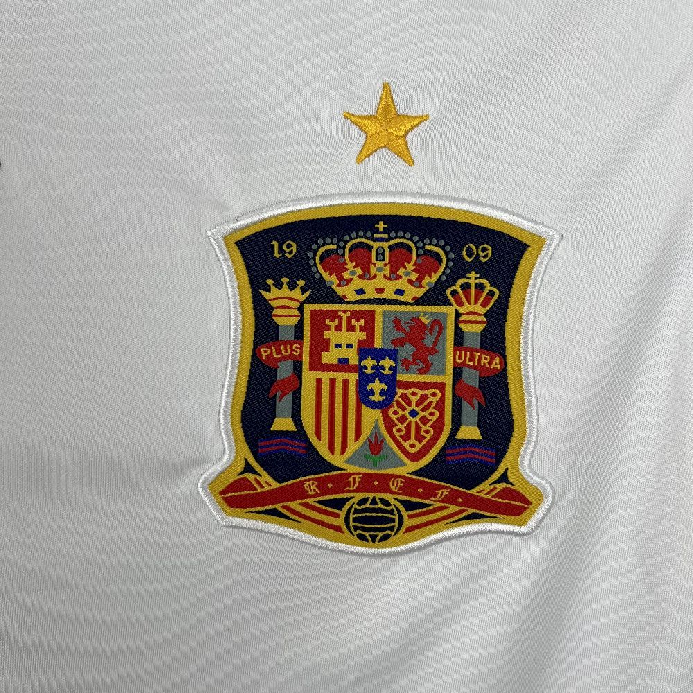 Spain Retro Soccer Jersey Away Custom Shirt 2000 - Image 5